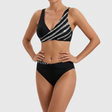 Mona - Bikini lämpimillä sävyillä ja kauniilla printillä